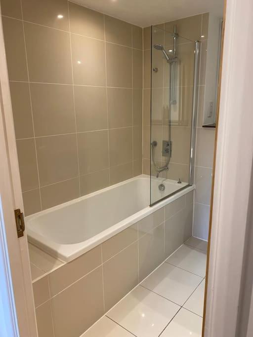Modern Apartment, Fistral Beach Newquay  Bagian luar foto