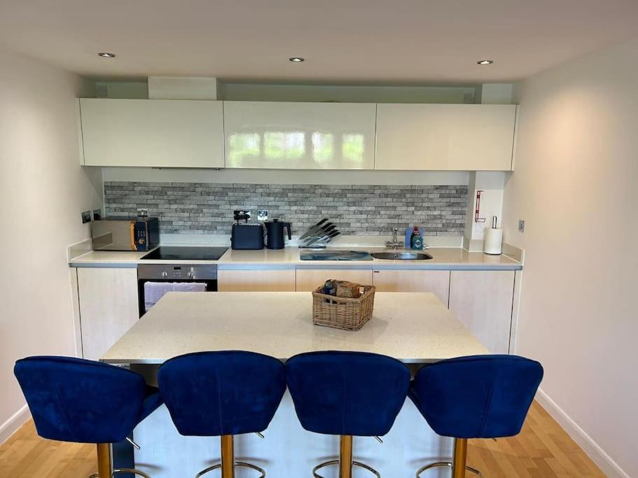 Modern Apartment, Fistral Beach Newquay  Bagian luar foto